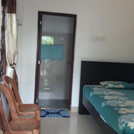 Ishitha Homestay Тангале Екстериор снимка