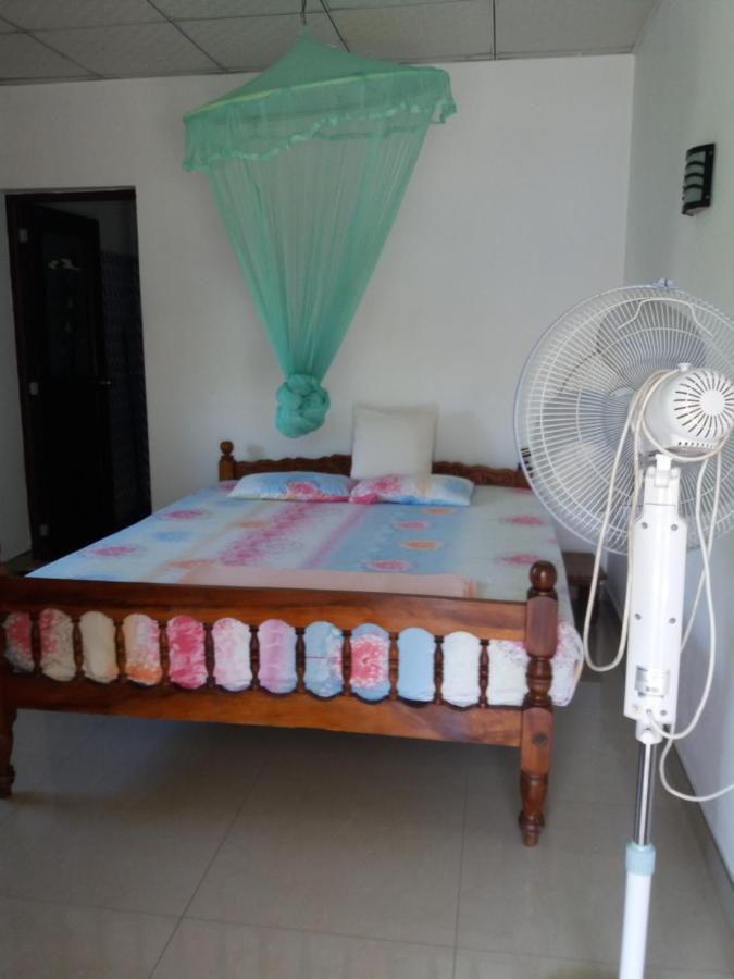 Ishitha Homestay Тангале Екстериор снимка